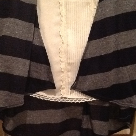 LuLaRoe Open Striped Cardigan- flattering!! - Picture 8 of 8